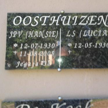 OOSTHUIZEN J.P.V. 1930-2005 &amp; L.S. 1930-