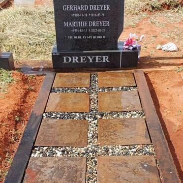 DREYER Gert 1924-2015 & Marthie 1934-2023 :: DREYER Gerhard 1960-2016