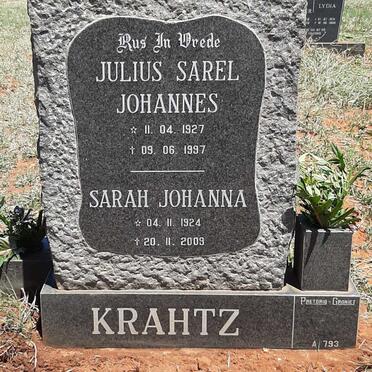 KRAHTZ Julius Sarel Johannes 1927-1997 &amp; Sarah Johanna 1924-2009