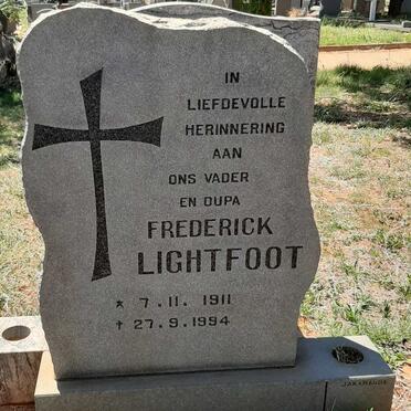LIGHTFOOT Frederick 1911-1994