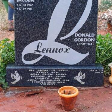 L - Vanne :: Surnames - L