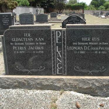LANGE Petrus Jacobus, de 1879-1958 &amp; Leonora D.C. PRETORIUS 1882-1961