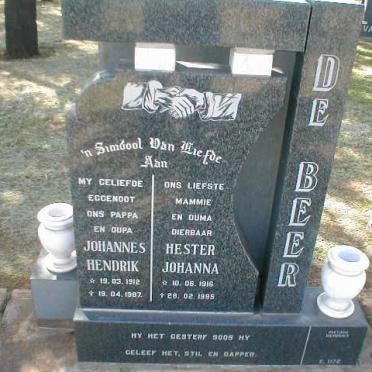 BEER Johannes Hendrik, de 1912-1987 &amp; Hester Johanna 1916-1995