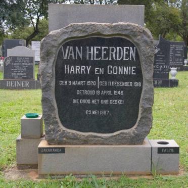 HEERDEN Harry, van 1920-1987 &amp; Connie 1918-1987