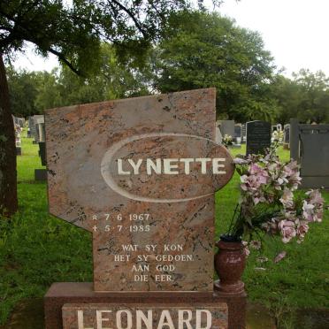 LEONARD Lynette 1967-1985