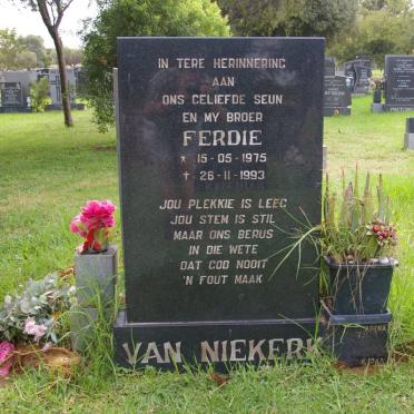 NIEKERK Ferdie, van 1975-1993