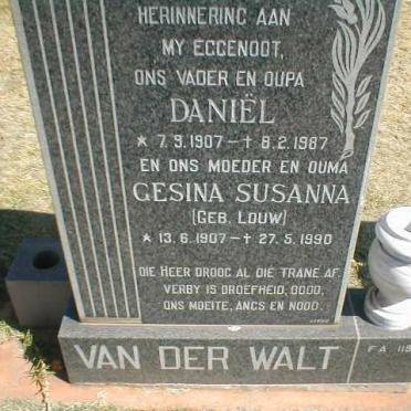 WALT Daniël, van der 1907-1987 &amp; Gesina Susanna LOUW 1907-1990