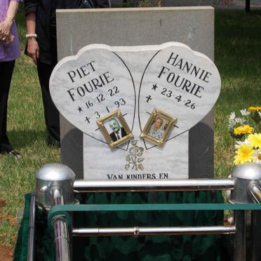 FOURIE Piet 1922-1993 &amp; Hannie 1926-