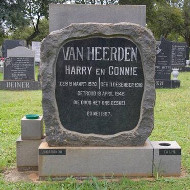 HEERDEN Harry, van 1920-1987 &amp; Connie 1918-1987