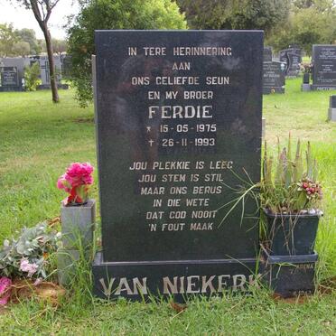 NIEKERK Ferdie, van 1975-1993