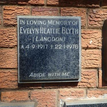 BLYTH Evelyn Heatlie nee LANGDON 1917-1978