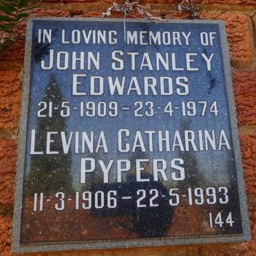 EDWARDS John Stanley 1909-1974 &amp; Levina Catharina PEYPERS 1906-1993