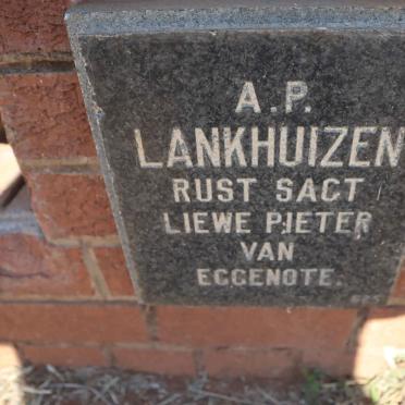 LANKHUIZEN A.P.