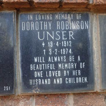 UNSER Dorothy Robinson 1912-1974