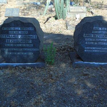 BEZUIDENHOUT Stephanus Johannes 1878-1961 & Anna 1872-1939