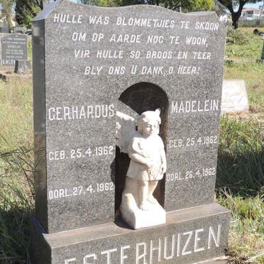 ESTERHUIZEN Gerhardus 1962-1962 :: ESTERHUIZEN Madelein 1962-1962