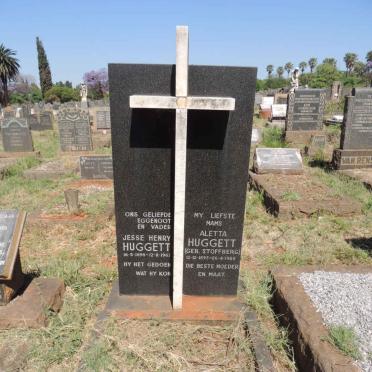 HUGGETT Jesse Henry 1898-1967 &amp; Aletta STOFFBERG 1895-1988