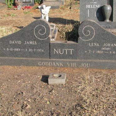 NUTT David James 1889-1974 &amp; Lena Johanna MOHR 1902-1977