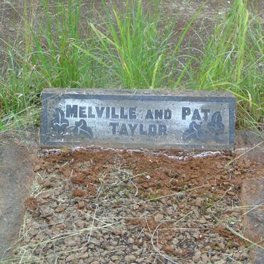 TAYLOR Melville & Pat