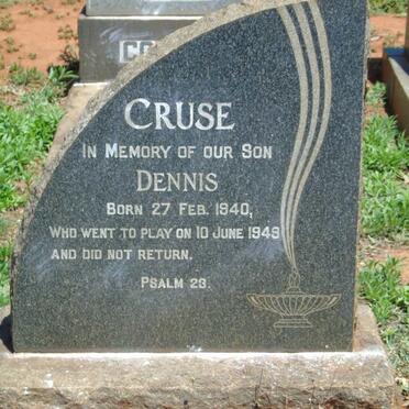 CRUSE Dennis 1940-1949