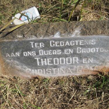 DOMS Theodor & Christina 