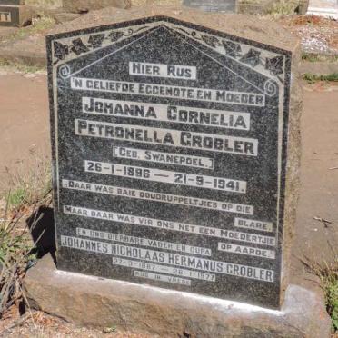 GROBLER Johannes Nicholaas Hermanus 1887-1977 &amp; Johanna Cornelia Petronella SWANEPOEL 1896-1941