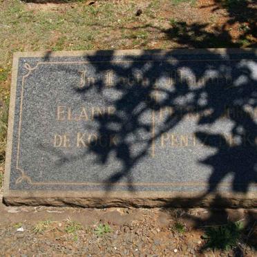 KOCK Petrus Pentz, de &amp; Elaine :: MOODIE N. Dunbar 1884-1955