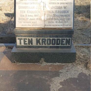 KROODEN Christiaan J.G., ten 1887-1944 &amp; Jacoba W. SCHOENMAKER 188?-1971