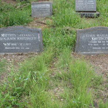 KRITZINGER Matthys Stefanus Benjamin 1896-1977 &amp; Esther Margaretha VAN DER SPUY 1898-1961