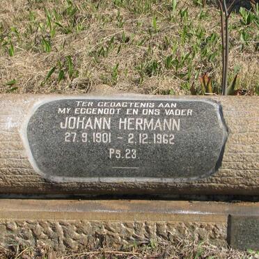 KUHNE Johann Hermann 1901-1962 &amp; Maria Freda Helene 1905-1979