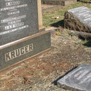 KRUGER A. 1889-1944 & J.A.B. 1891-1961 :: VAN DER WESTHUIZEN Rensche Margaretha  nee KRUGER 1911-1981 _1