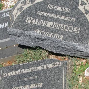 LINDEQUE Petrus Johannes 1869-1943