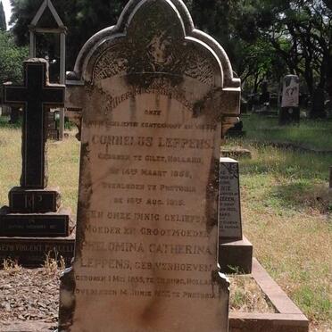 LEPPENS Cornelius 185?-1915 &amp; Phelomina Catherina VERHOEVEN 1855-1937