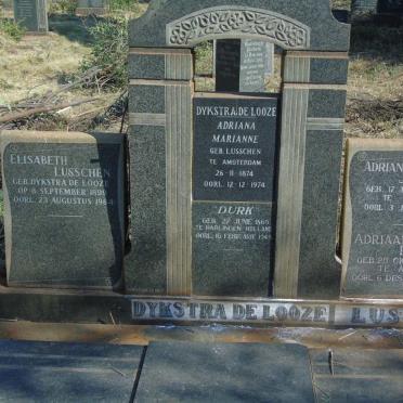 LOOZE Durk, Dykstra de 1869-1945 & Adriana Marianne LUSSCHEN 1874-1974 :: LUSSCHEN Elisabeth nee DYKSTRA DE LOOZE 1899-1984 :: LUSSCHEN Adriaan Roelof 1903-1978 & Adriana Johanna 1904-1950