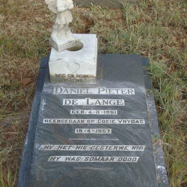 LANGE Daniel Pieter, de 1951-1957
