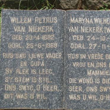 NIEKERK Willem Petrus 1882-1968, van &amp; Maryna Wilhelmina WELMAN 1885-1944