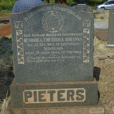 PIETERS Hendrika Theodora Johanna 1863-1944