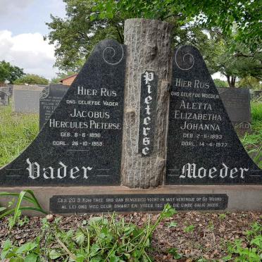 PIETERSE Jacobus Hercules 1890-1959 &amp; Aletta Elizabetha Johanna 1893-1977