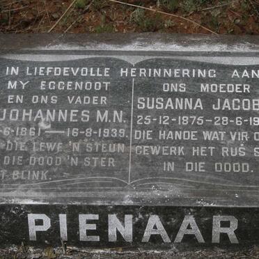 PIENAAR Johannes M.N. 1861-1939 & Susanna Jacoba 1875-1956