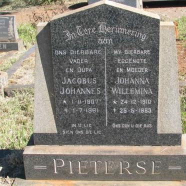 PIETERSE Jacobus Johannes 1907-1981 &amp; Johanna Willemina 1910-1963