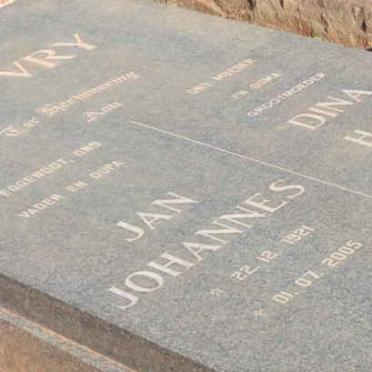 VRY Jan Johannes, de 1921-2005 &amp; Dina H.G.J. 1932-2023