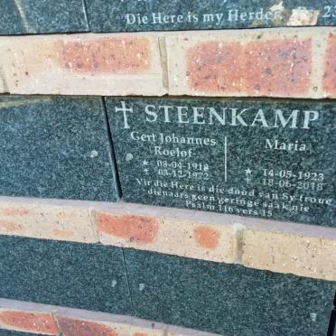 STEENKAMP Gert Johannes Roelof 1918-1972 &amp; Maria 1923-2018