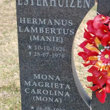 ESTERHUIZEN Hermanus Lambertus 1926-1976 &amp; Mona Magrieta Carolina 1930-2003
