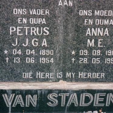 STADEN Petrus J.J.G.A., van 1890-1954 &amp; Anna M.E. 1914-1995