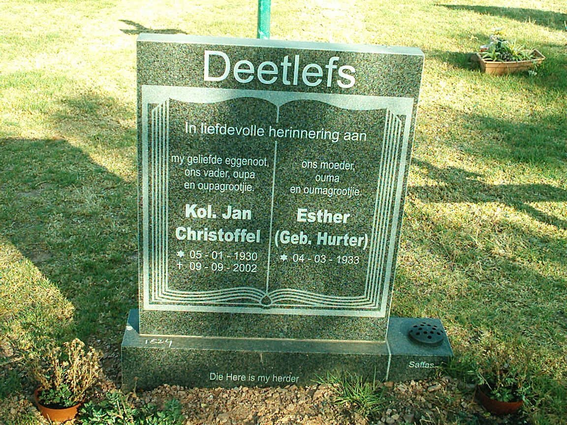 DEETLEFS Jan Christoffel 1930-2002 &amp; Esther HURTER 1933-