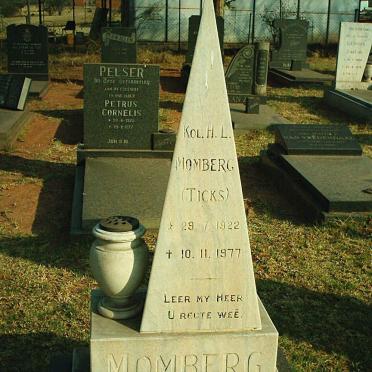 MOMBERG H.L. 1922-1977