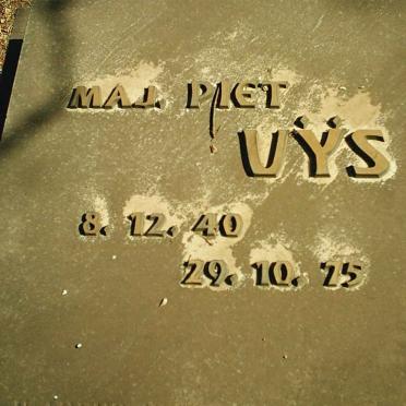 UYS Piet 1940-1975