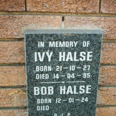 HALSE Bob 1924- &amp; Ivy 1921-1995