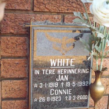 WHITE Jan 1919-1992 &amp; Connie 1923-2000