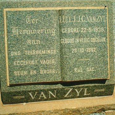 ZYL J.J.C., van 1939-1962